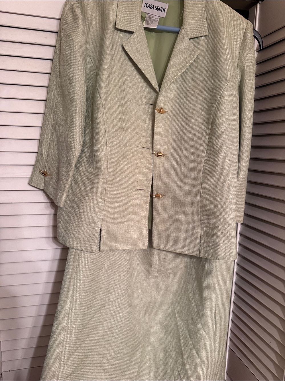 Plaza South Light Green Women's Blazer & Skirt Set